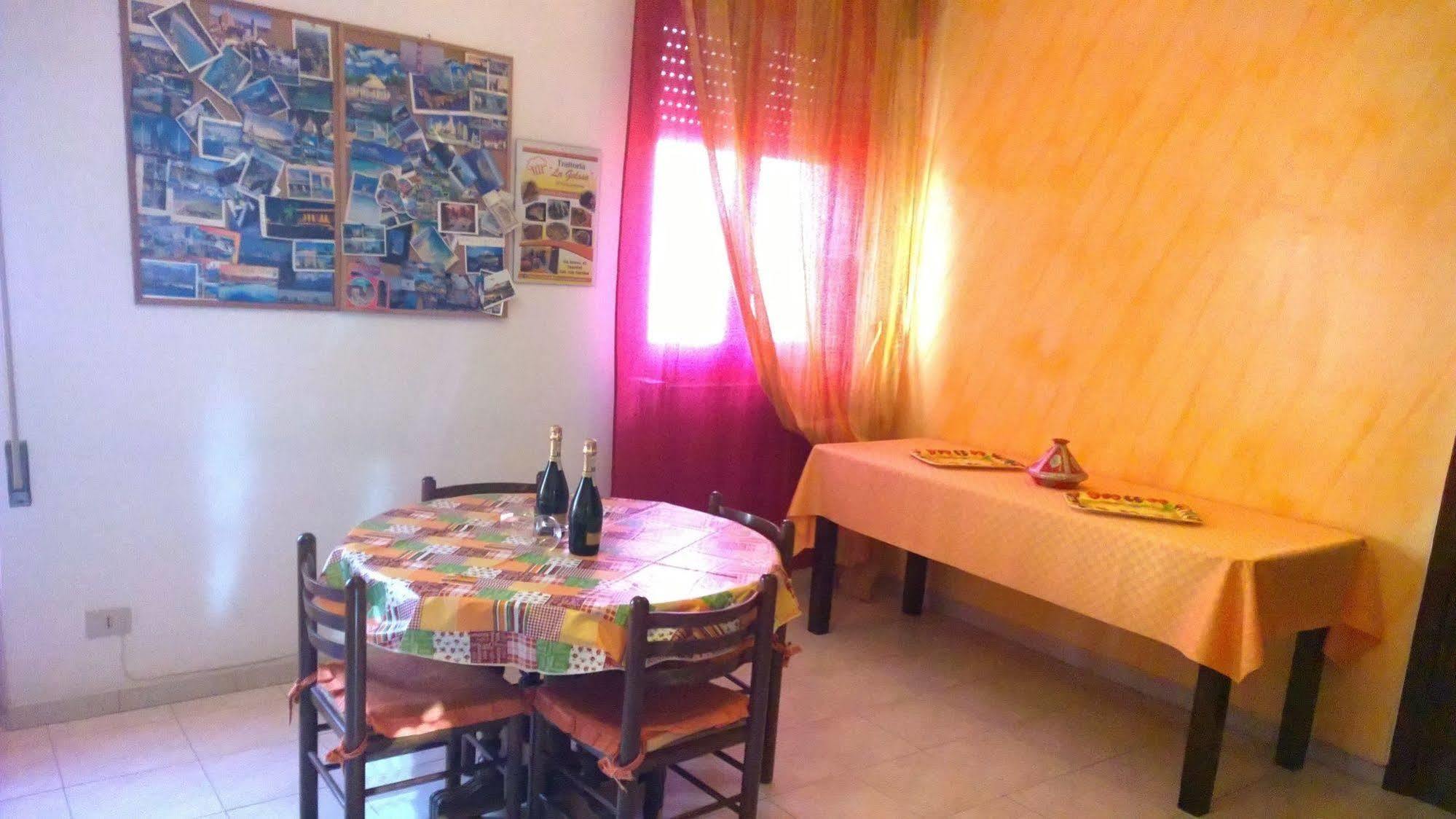 Bed & Breakfast Delle Palme Trapani Exterior foto