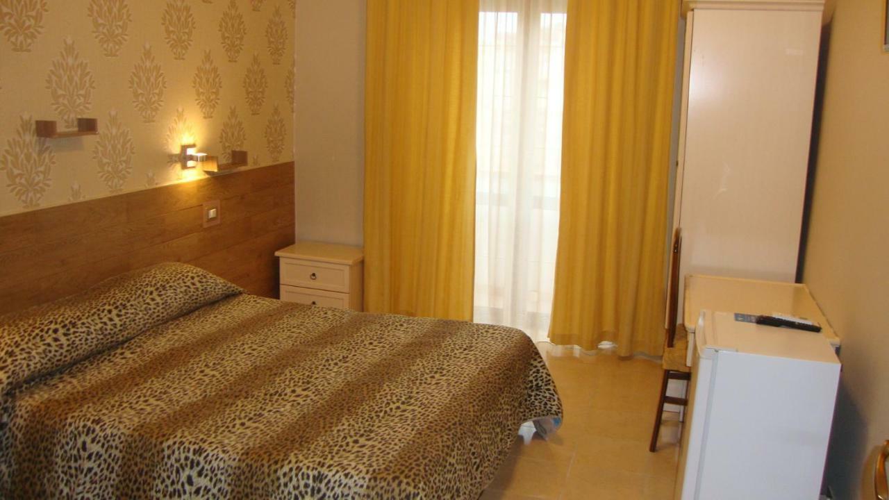 Bed & Breakfast Delle Palme Trapani Exterior foto